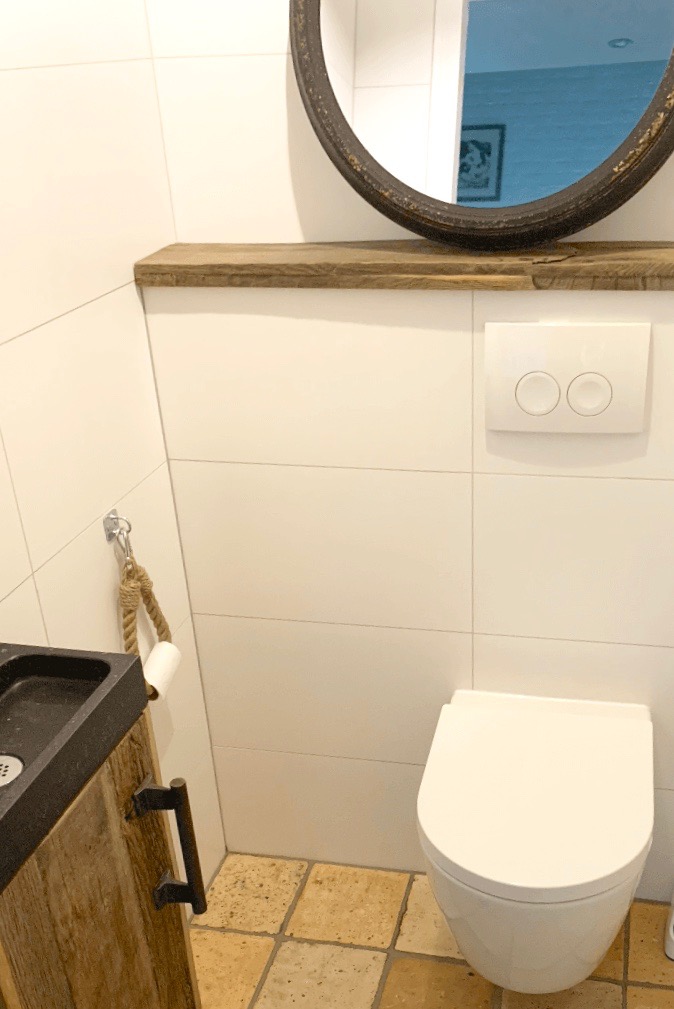 fusie Zo veel Raar Toiletplank op maat gemaakt in robuuste houtsoorten - SUSZ